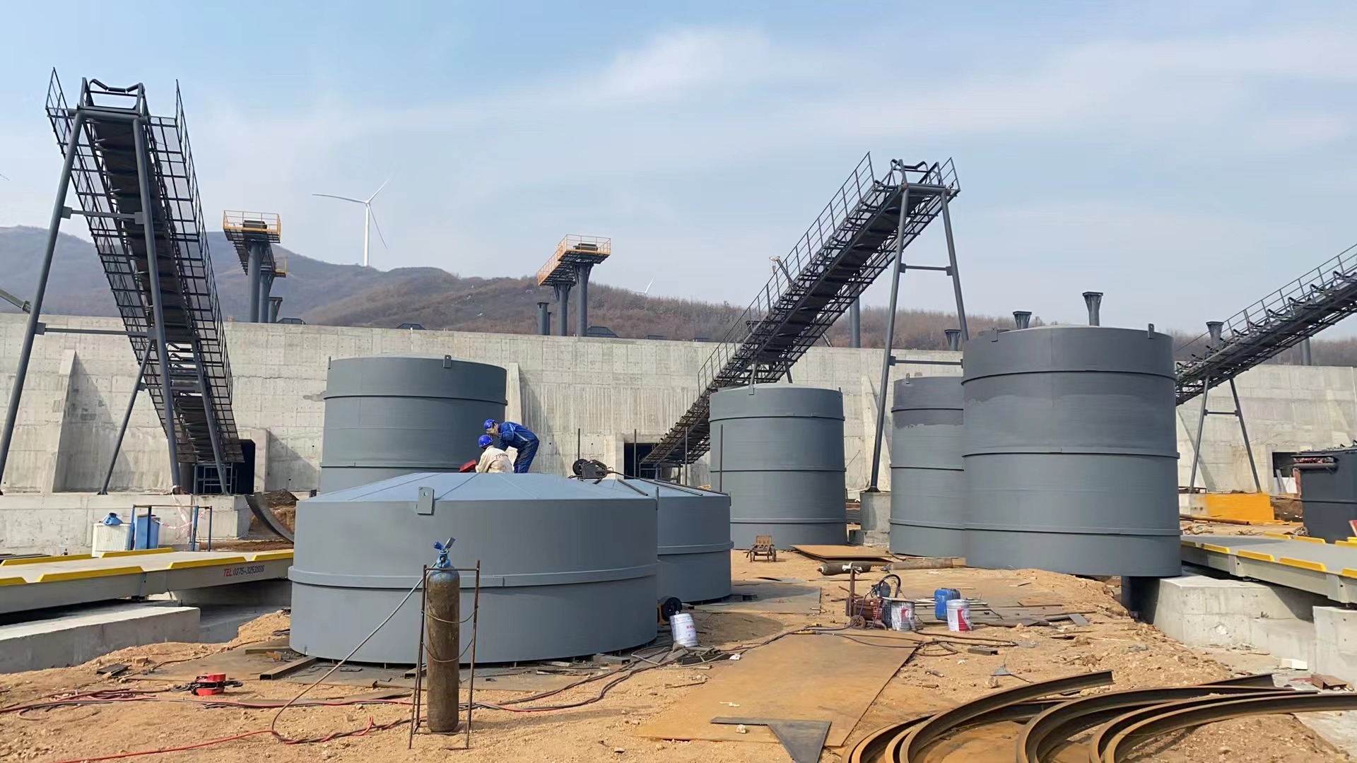 郴州骨料钢板仓河南项目大型骨料仓生产线进度